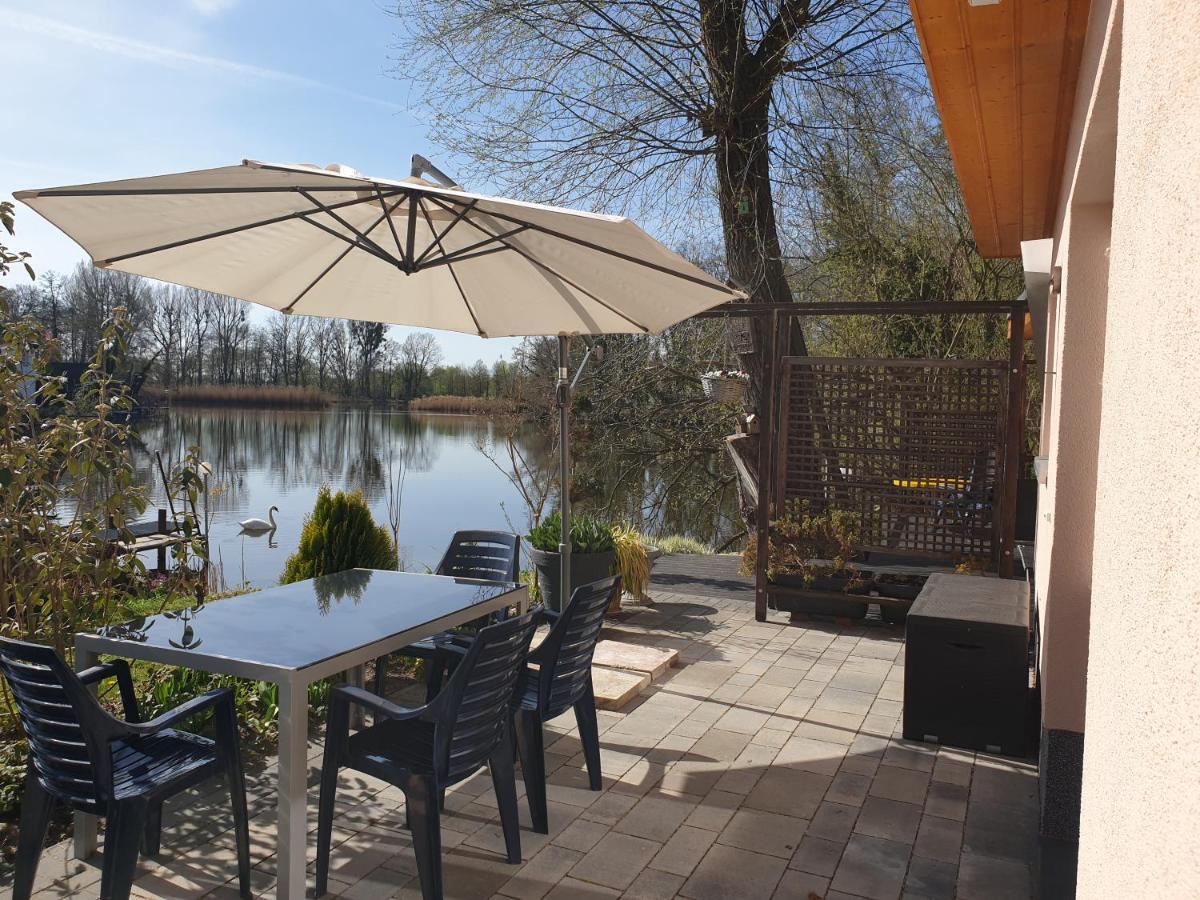 Ferienoase An Der Wublitz Villa Potsdam Ngoại thất bức ảnh
