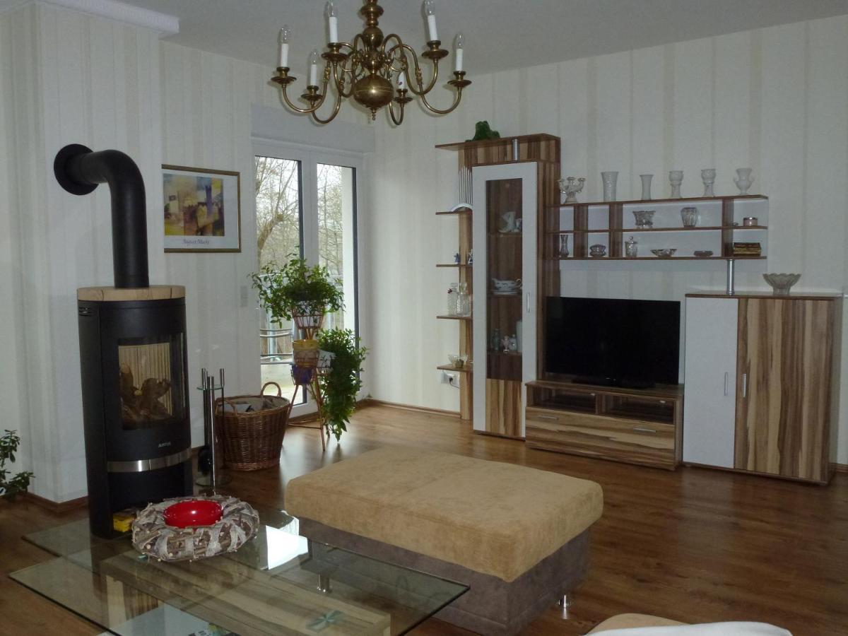 Ferienoase An Der Wublitz Villa Potsdam Ngoại thất bức ảnh